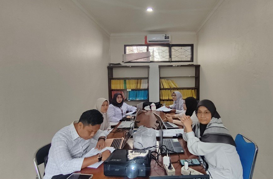 Prodi Pendidikan Geografi Gelar Rapat Internal Koordinasi Pengumpulan Data Bukti Pendukung LED