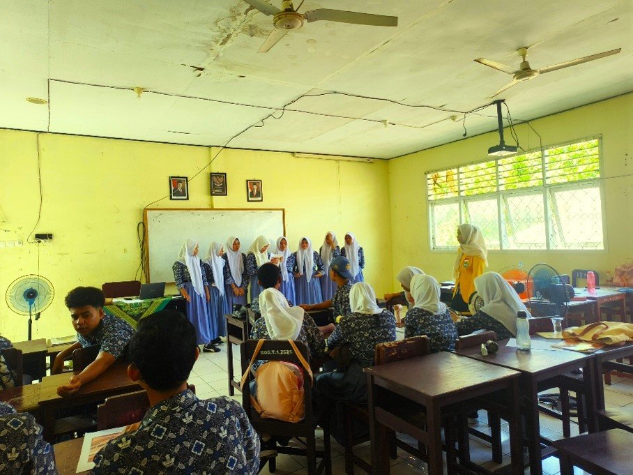 Prodi Geografi Unkhair Lakukan Evaluasi Mengajar Mahasiswa PLP II di SMAN 1 Kota Ternate, Penilaian Langsung dari Pamong dan DPL