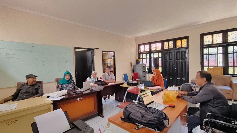 Rapat Evaluasi dan Pembagian MK Semester Genap 2024/2025