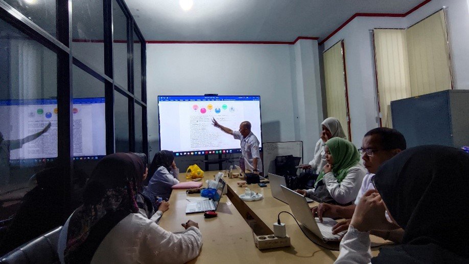 Prodi Pendidikan Geografi FKIP Unkhair Gelar Pendampingan Penjaminan Mutu: Evaluasi Awal LED per Kriteria