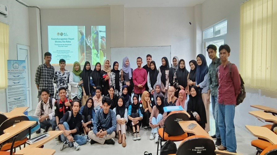 Menjelajahi Kekayaan Hayati Moloku Kie Raha: Kuliah Tamu Mengupas Upaya Penelusuran dan Konservasi Flora & Fauna