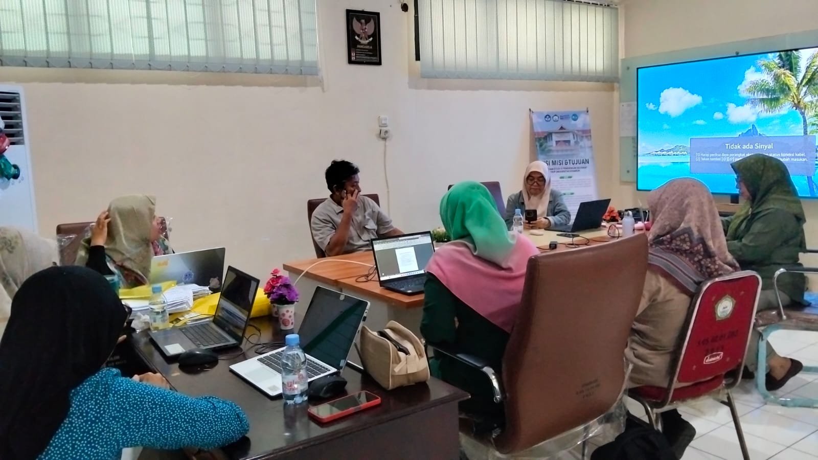 Prodi Pendidikan Geografi Gelar Rapat Kuota Pembimbing dan Penguji Tugas Akhir